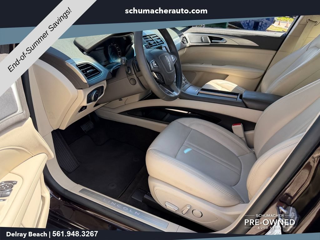 Used 2020 Lincoln MKZ w/ Convenience Package FWD image 11