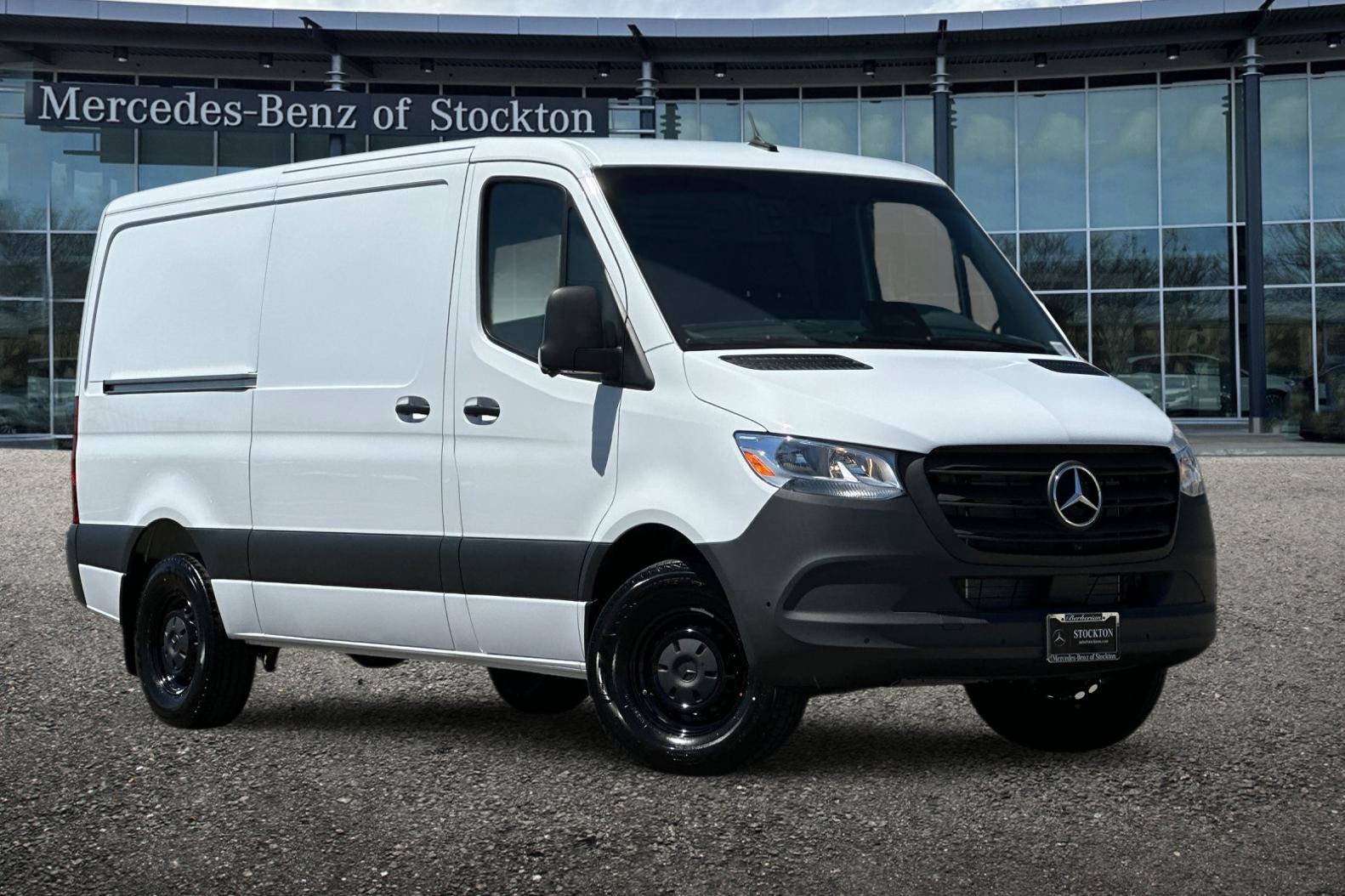 New 2026 Mercedes-Benz Sprinter 2500 image 2