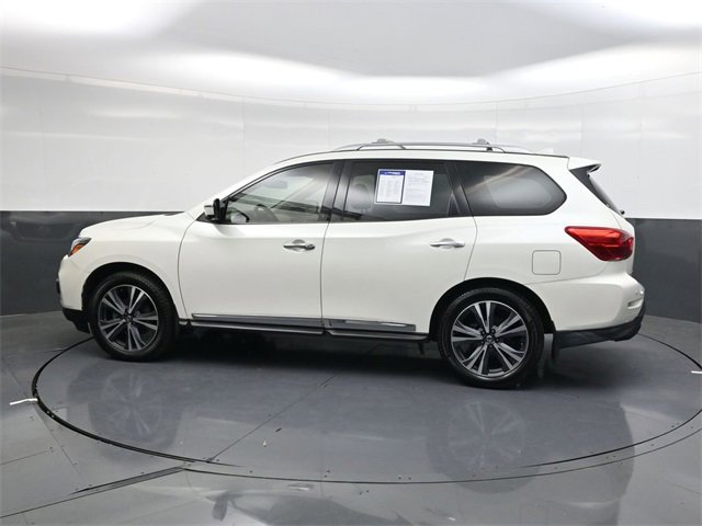 Used 2019 Nissan Pathfinder Platinum image 7
