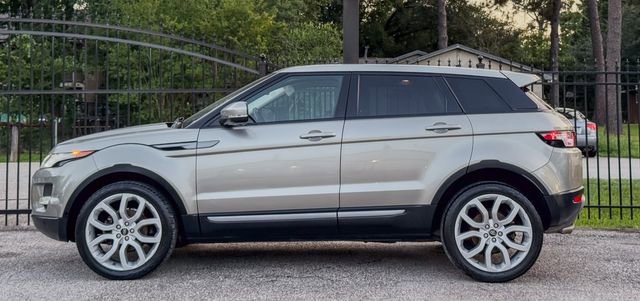 Used 2013 Land Rover Range Rover Evoque Pure Plus AWD/4WD image 3