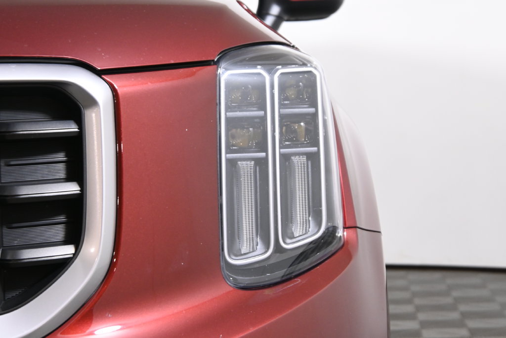 Used 2024 Kia Telluride S AWD/4WD image 11