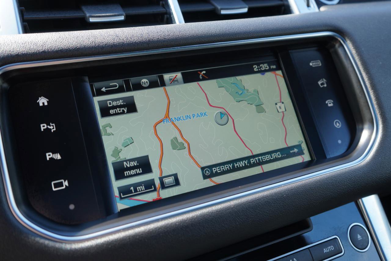 Used 2016 Land Rover Range Rover Sport HSE image 37