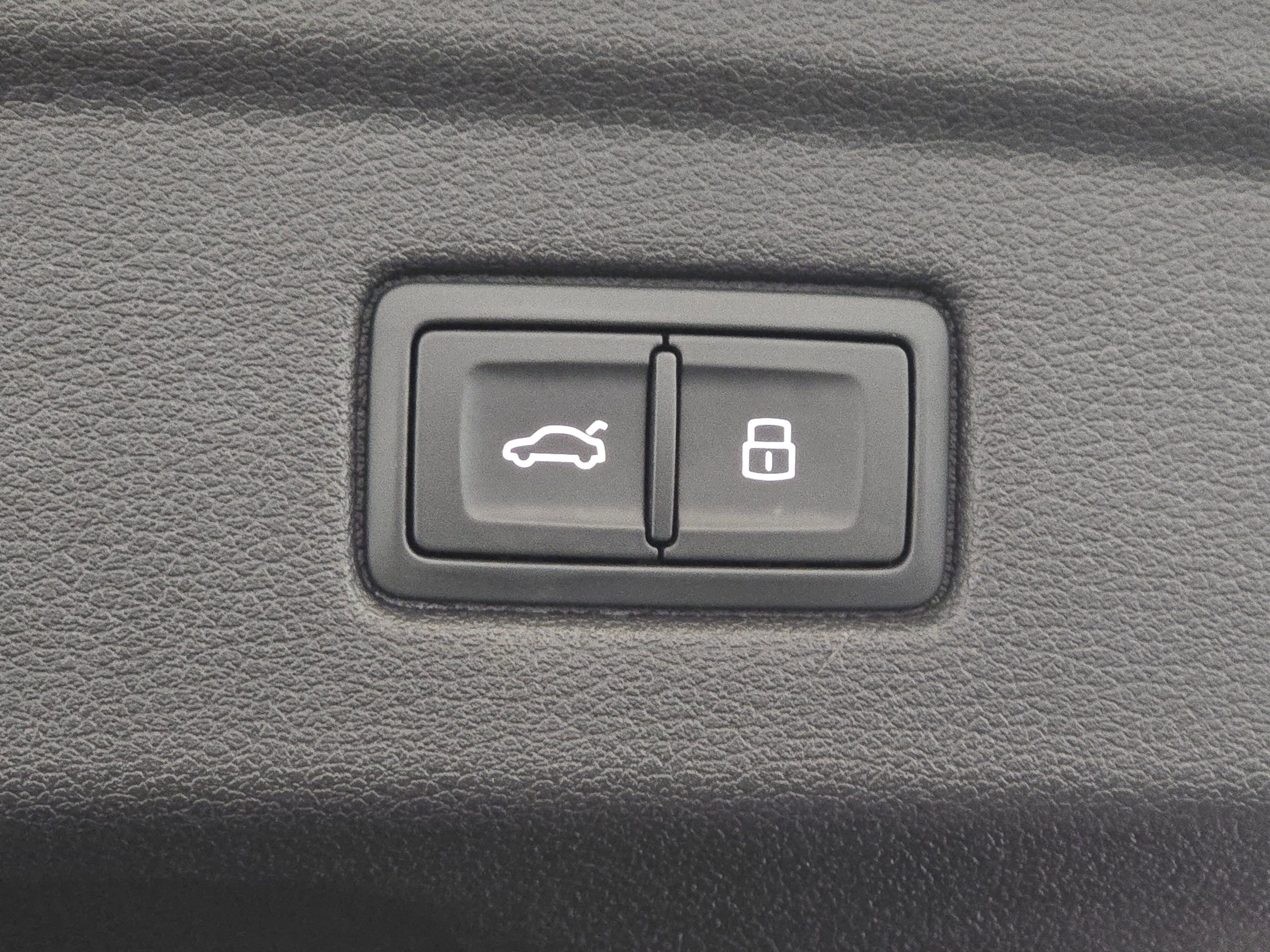 Used 2023 Audi RS 5 Sportback w/ Black Optic Carbon Package image 23