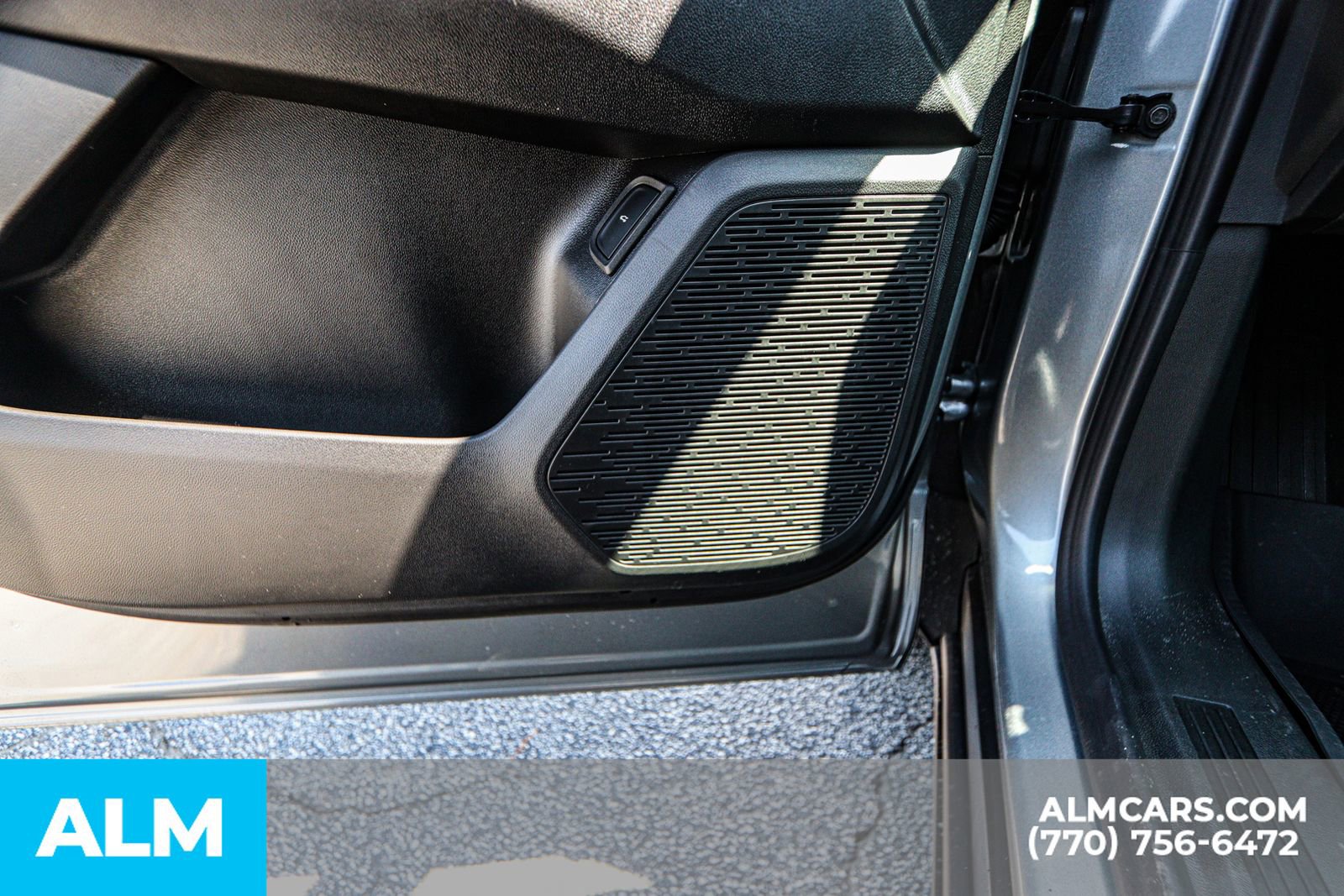 Used 2026 Chevrolet Equinox LT w/ Convenience Package II image 57