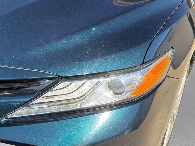 Used 2018 Toyota Camry XLE FWD image 10
