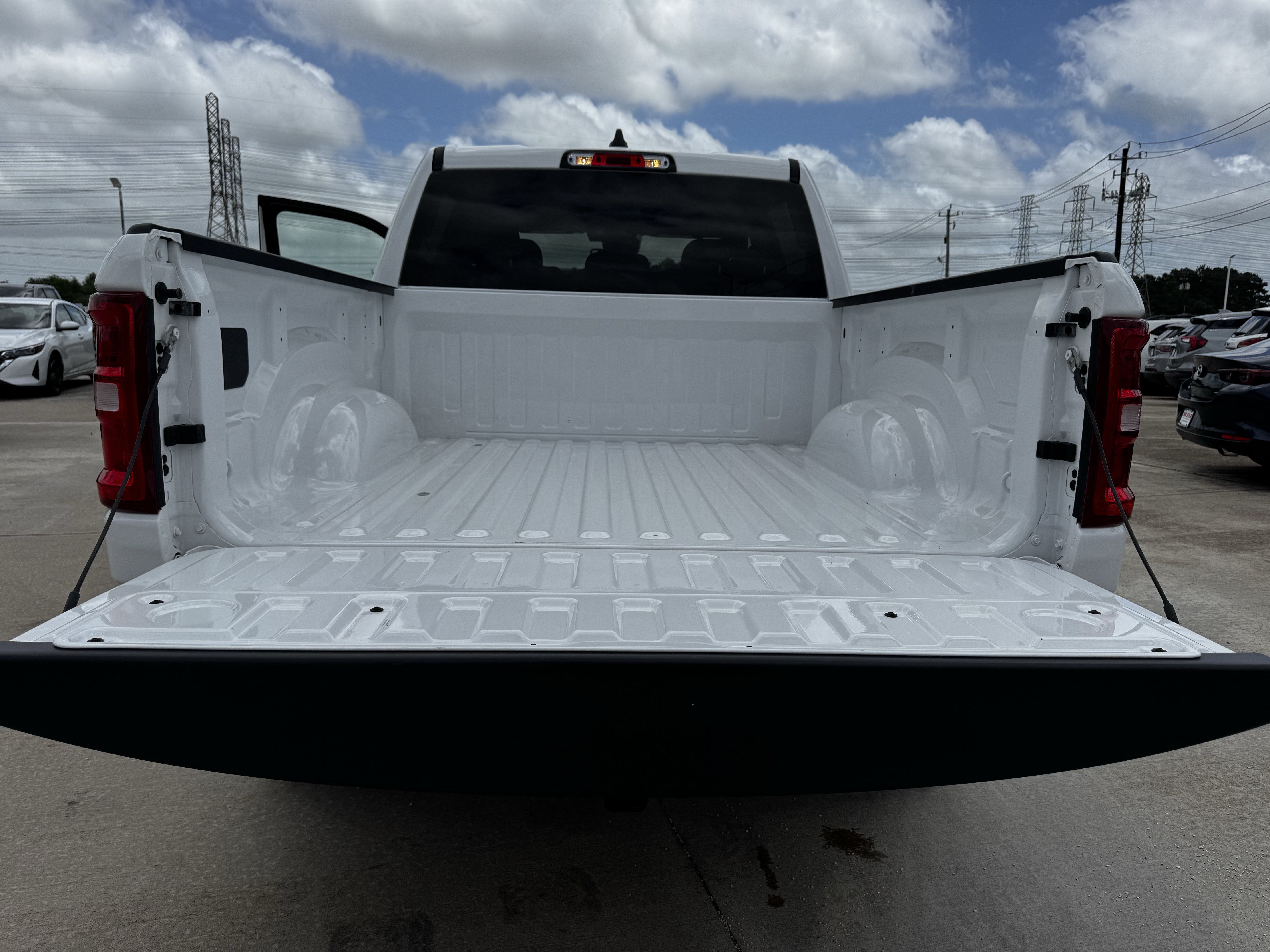Used 2025 RAM 1500 Big Horn AWD/4WD image 30