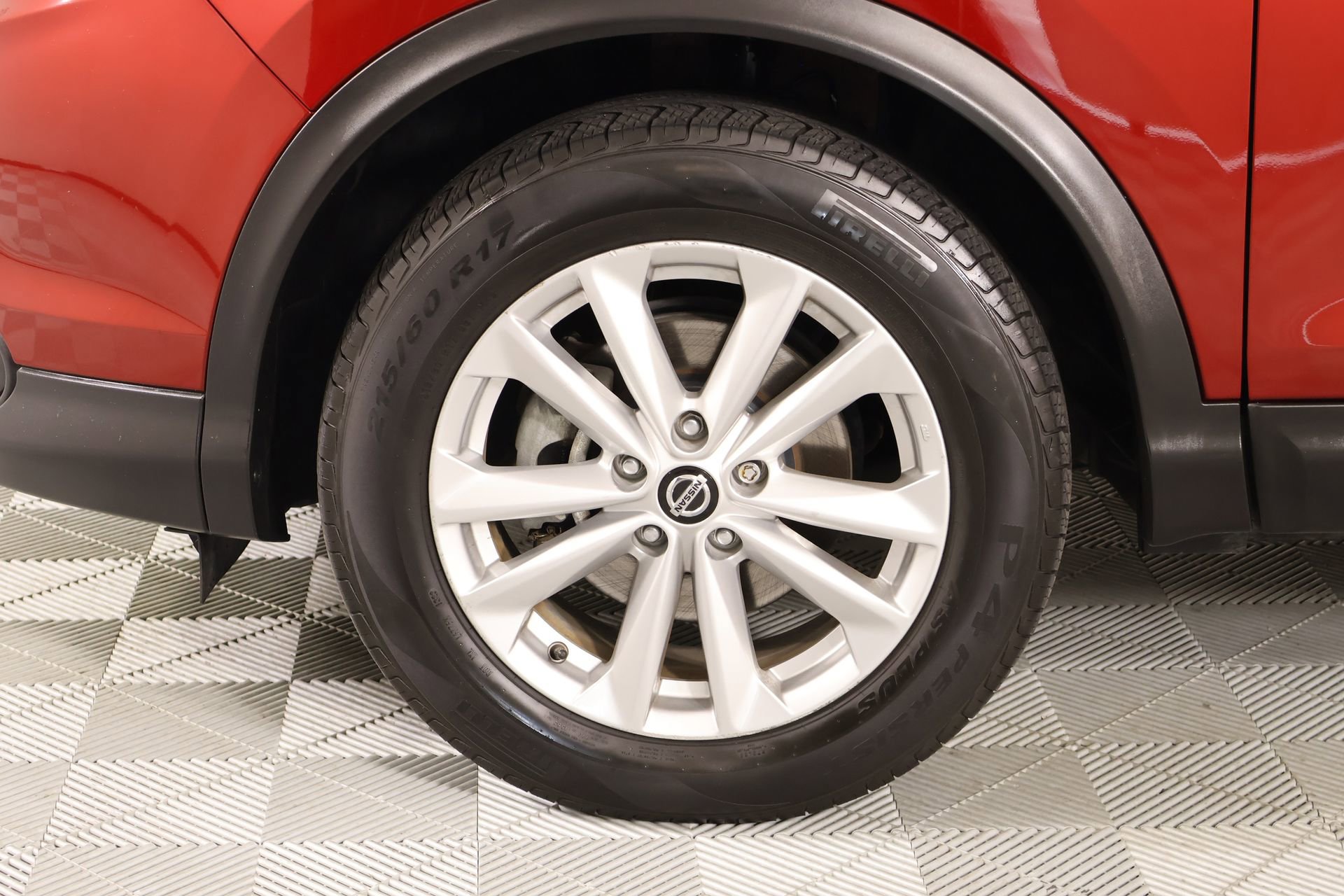 Used 2019 Nissan Rogue Sport SV image 16