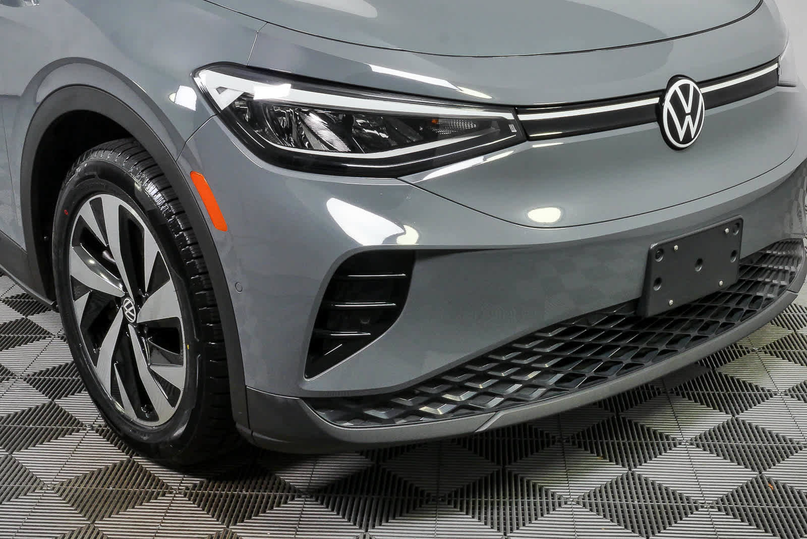 Certified 2023 Volkswagen ID.4 2WD image 39