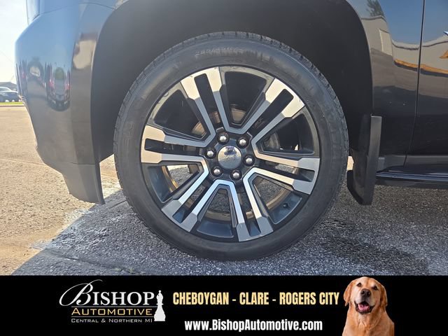 Used 2019 GMC Yukon SLT w/ Graphite Edition AWD/4WD image 29