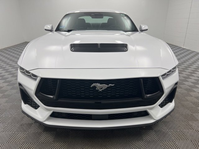 Used 2024 Ford Mustang GT Premium image 3