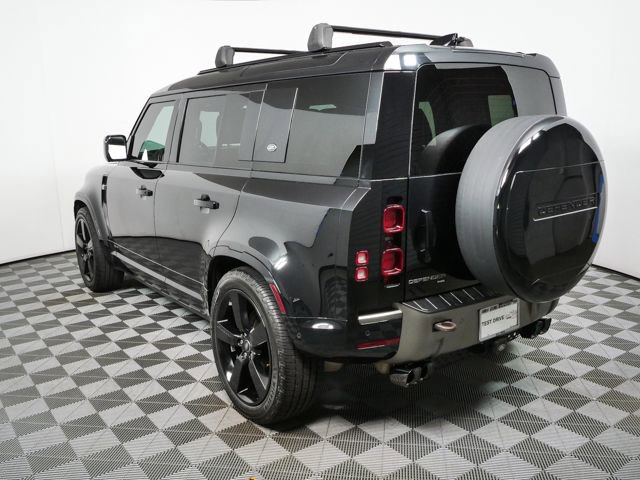 Used 2021 Land Rover Defender 110 X-Dynamic HSE AWD/4WD image 32