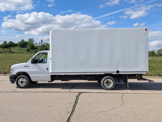 Used 2023 Ford E-450 and Econoline 450 Super Duty RWD image 5