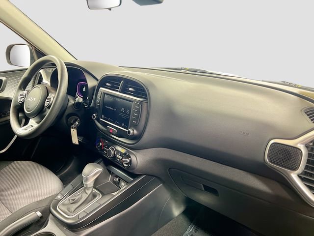 Certified 2025 Kia Soul LX image 27