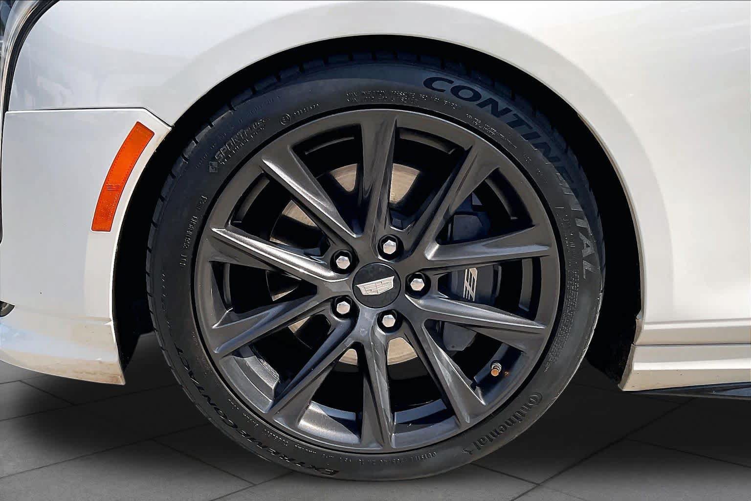 Used 2023 Cadillac CT4 V w/ Climate Package RWD image 11