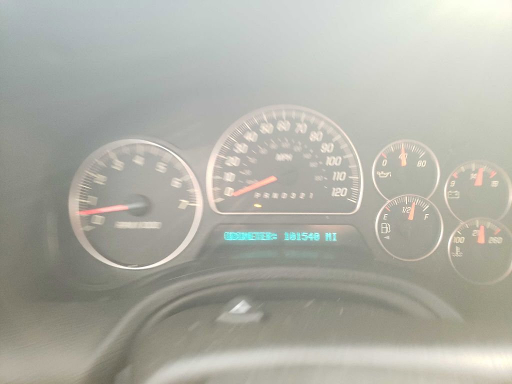 Used 2008 GMC Envoy Denali w/ Sun And 6-Disc Cd Package image 10