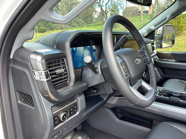 New 2026 Ford F250 Lariat AWD/4WD image 12