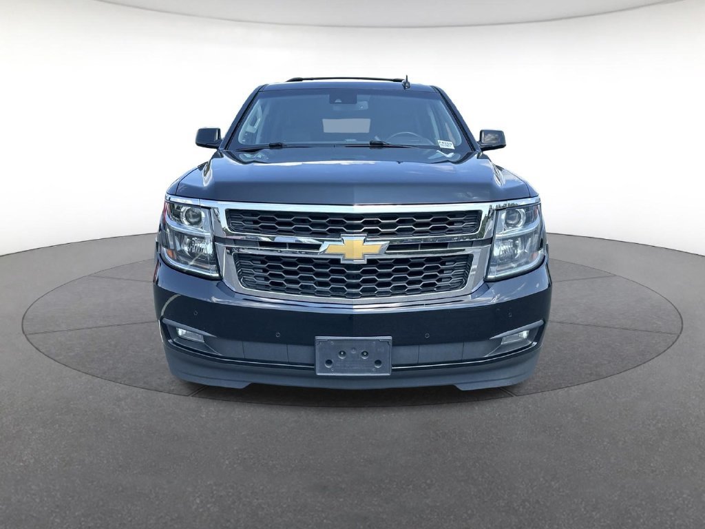 Used 2019 Chevrolet Suburban LT w/ Luxury Package AWD/4WD image 9