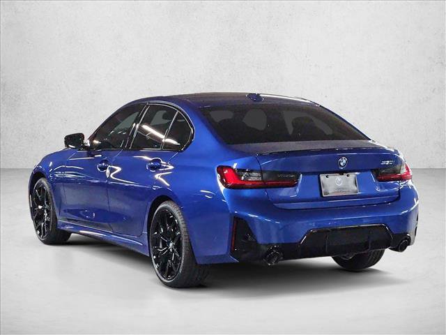 Used 2026 BMW 330i Sedan w/ M Sport Package RWD image 9