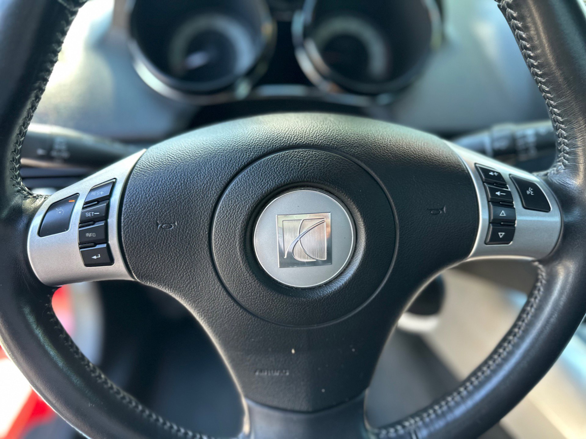 Used 2008 Saturn Sky Red Line RWD image 28