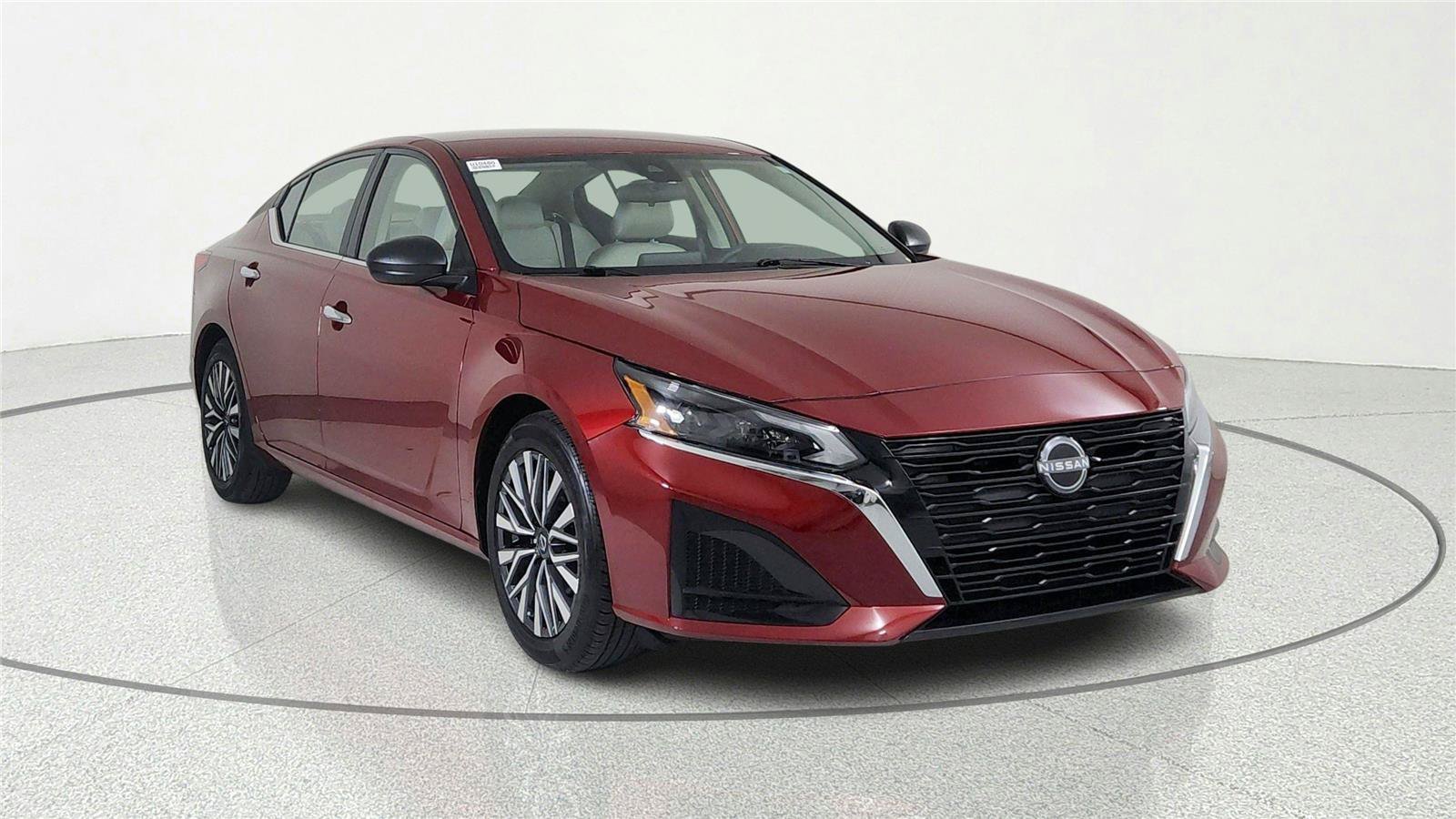 Used 2024 Nissan Altima 2.5 SV
