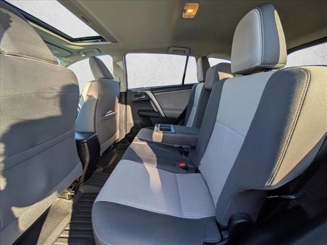 Used 2015 Toyota RAV4 XLE image 18