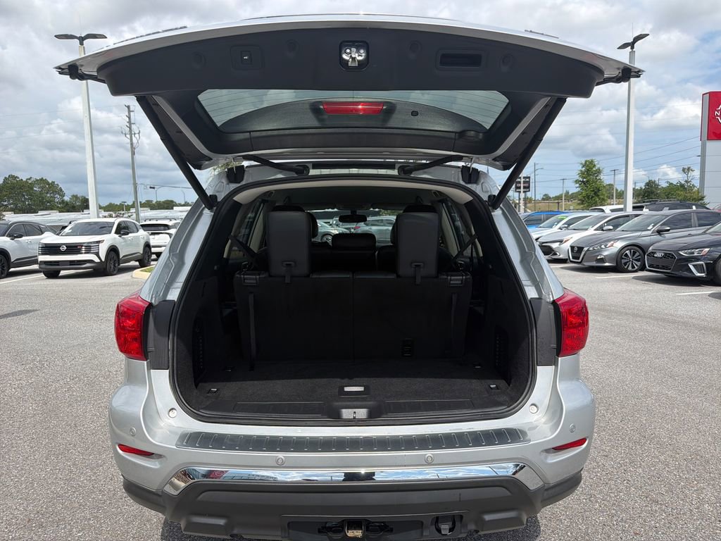 Used 2020 Nissan Pathfinder SL AWD/4WD image 13