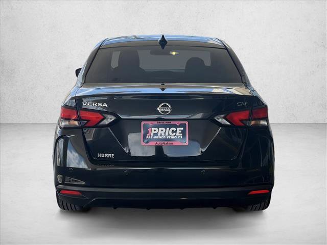 Used 2021 Nissan Versa SV FWD image 8