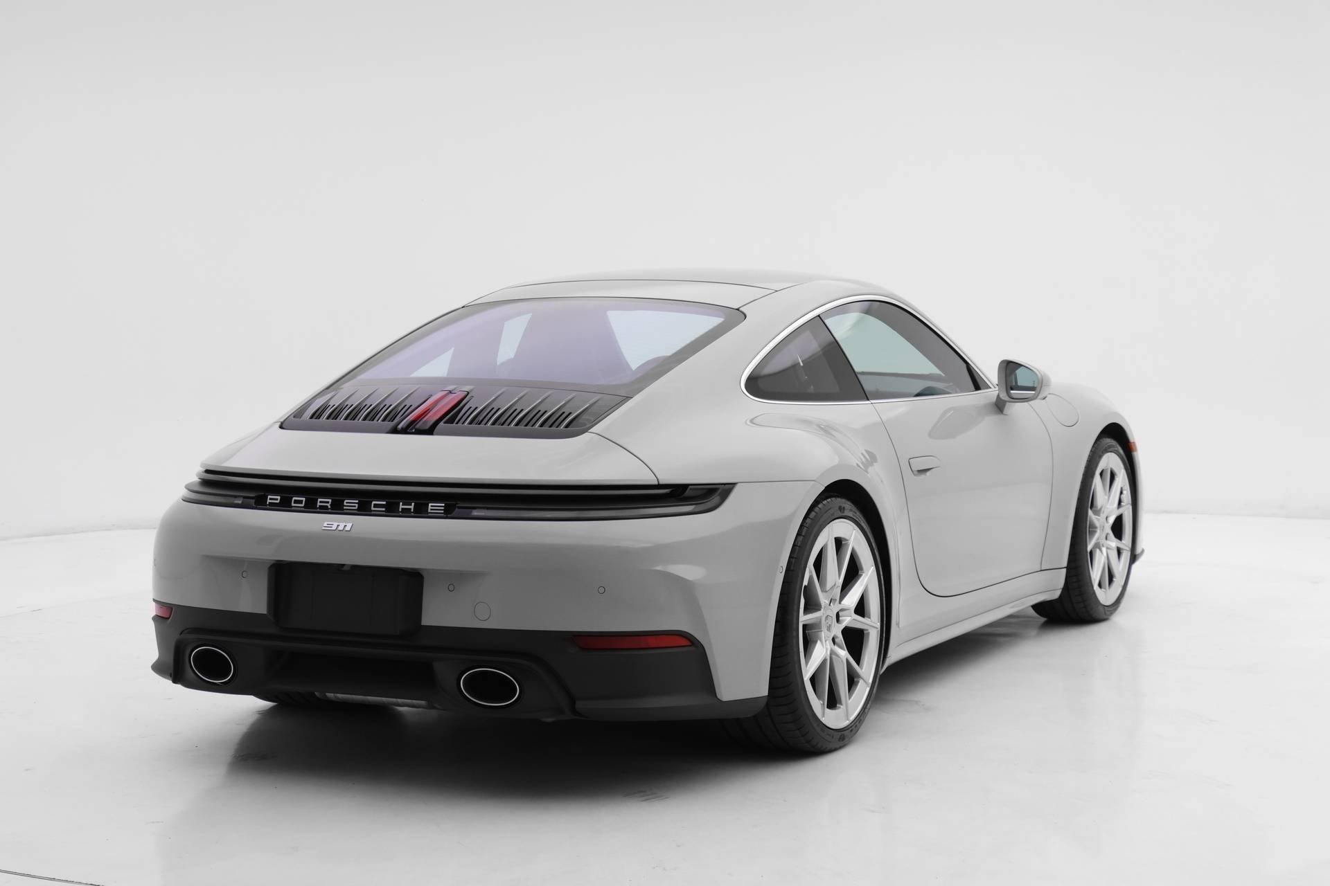 Certified 2025 Porsche 911 Carrera image 6