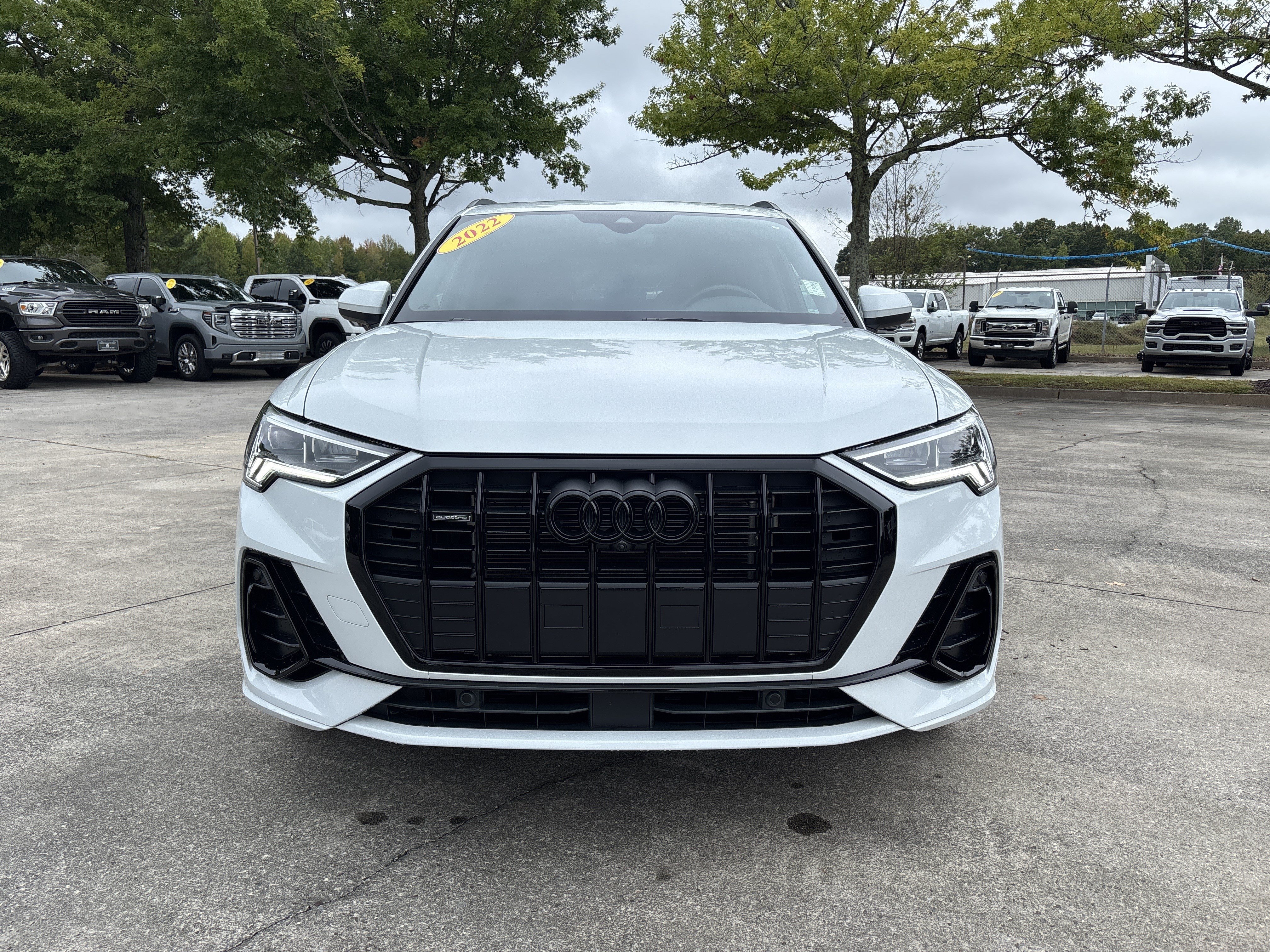 Used 2022 Audi Q3 2.0T Premium Plus AWD/4WD image 2