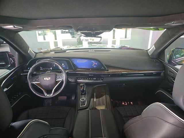 Certified 2024 Cadillac Escalade Sport Platinum w/ LPO, ONYX Package AWD/4WD image 25