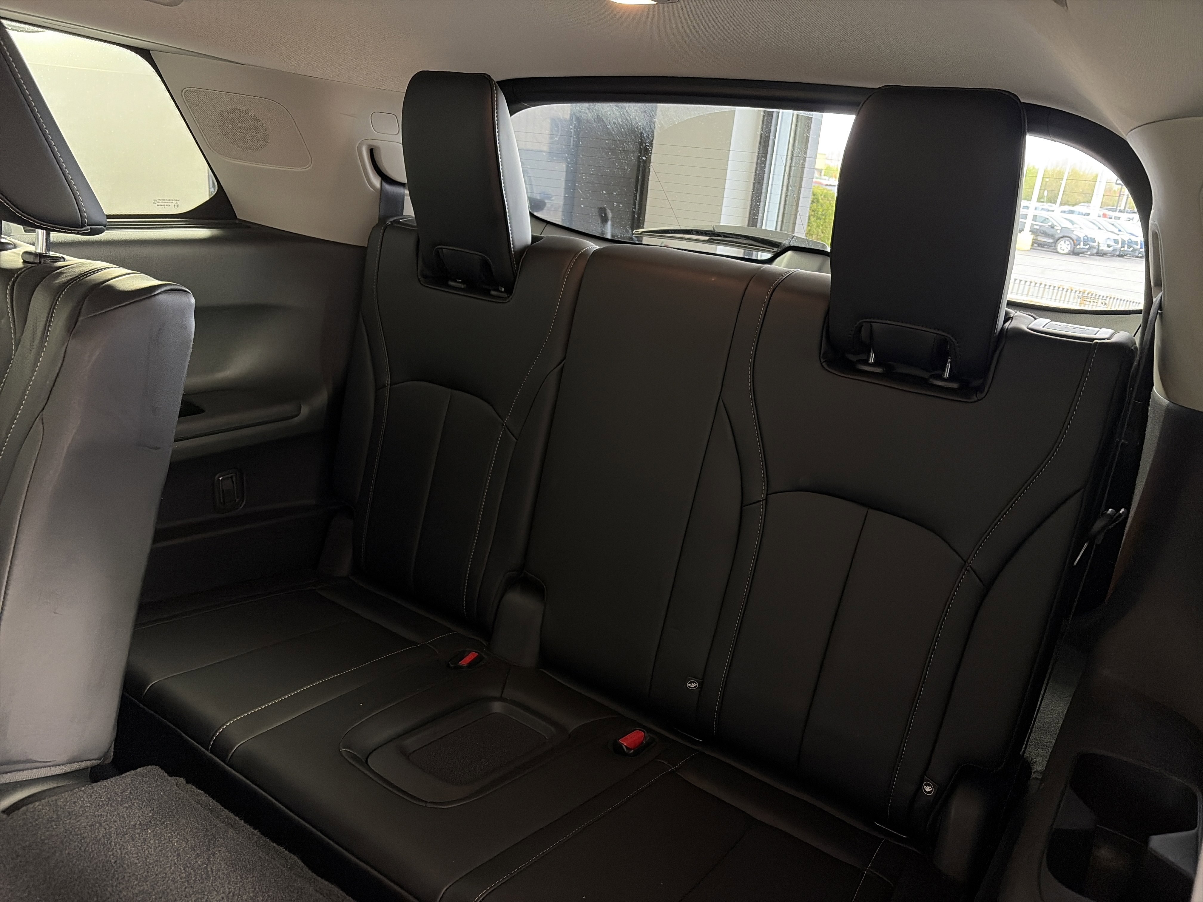 Used 2023 INFINITI QX60 Pure AWD/4WD image 8
