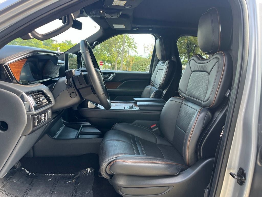 Certified 2023 Lincoln Navigator L Black Label AWD/4WD image 25