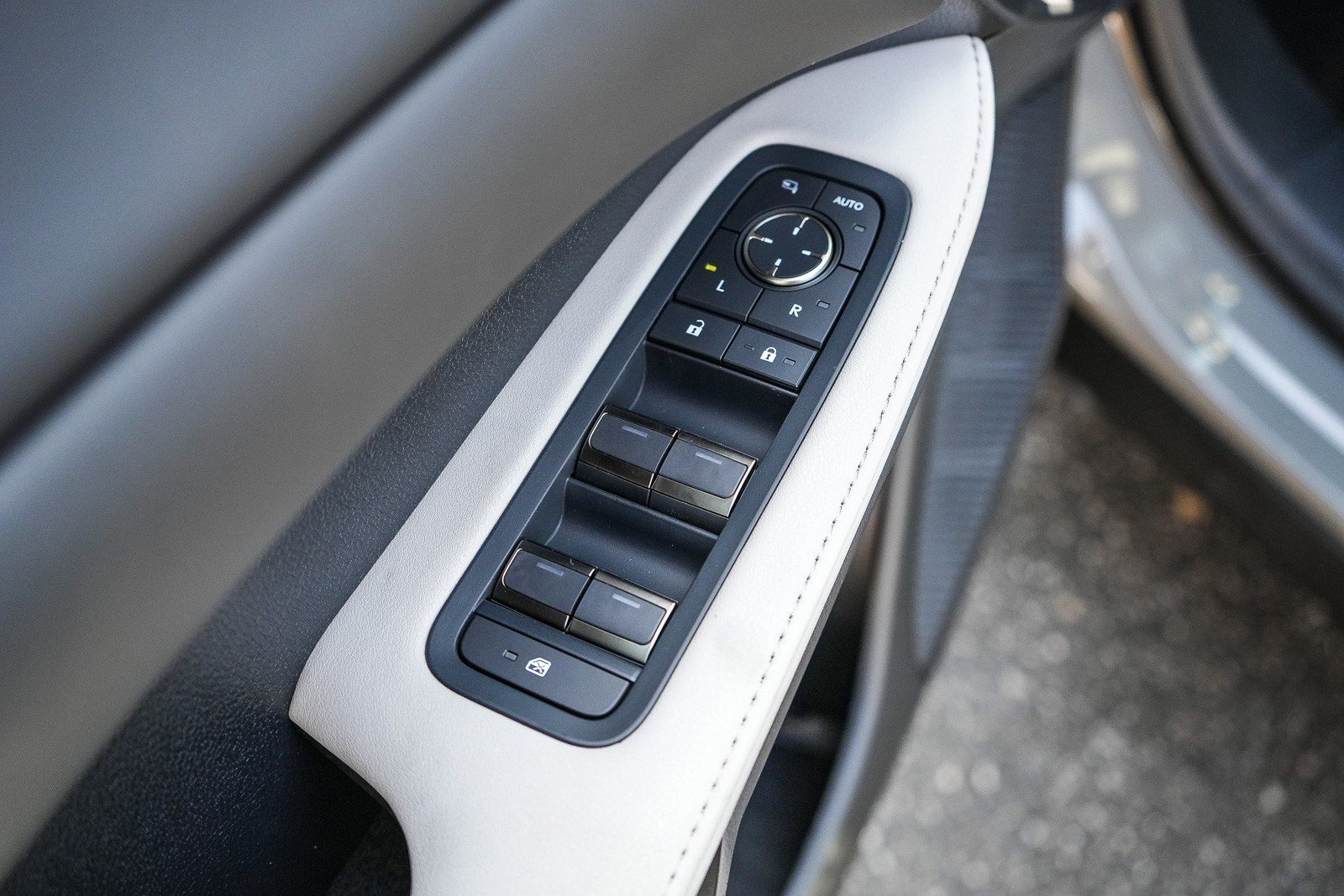 New 2026 Lexus RX 350 F Sport w/ Convenience Package FWD image 20