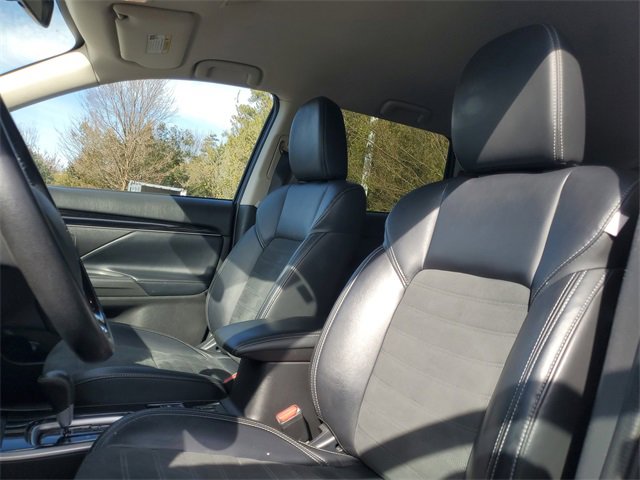 Used 2019 Mitsubishi Outlander SE image 14