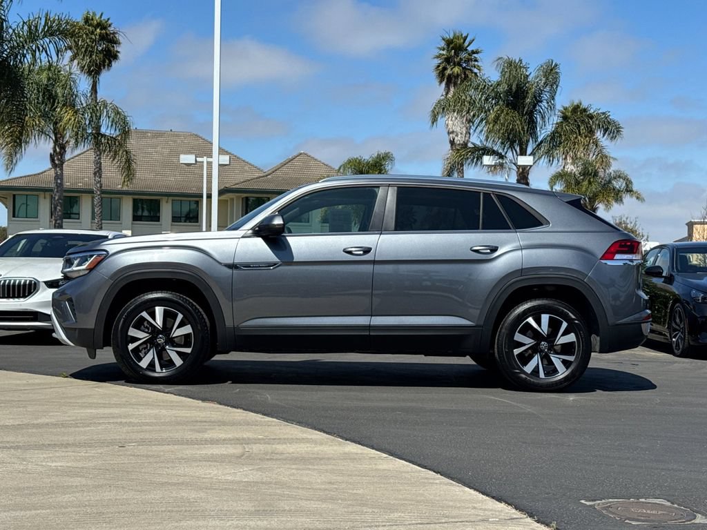 Used 2023 Volkswagen Atlas Cross Sport SE FWD image 7