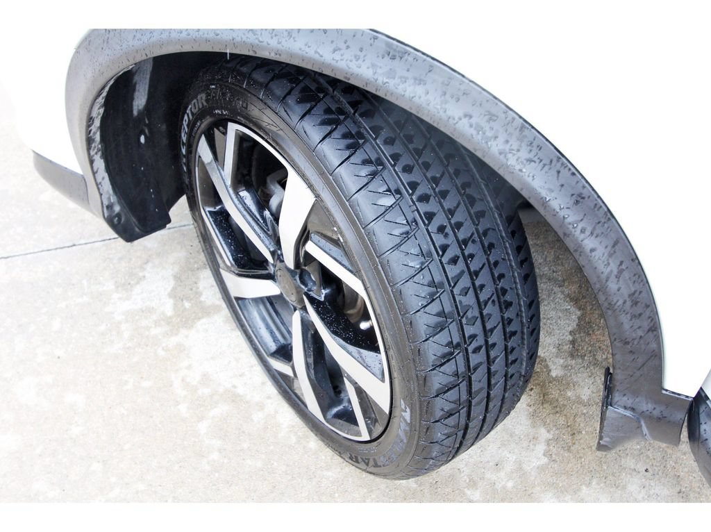 Used 2020 Nissan Rogue Sport SL w/ Premium Package FWD image 11