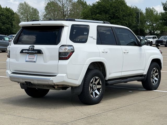 Used 2018 Toyota 4Runner TRD Off-Road AWD/4WD image 4