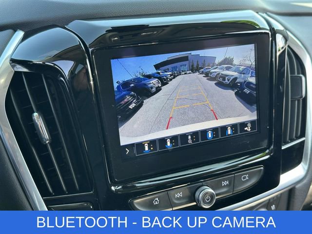 Used 2021 Chevrolet Traverse High Country w/ LPO, 'HIT The Road' Package image 4