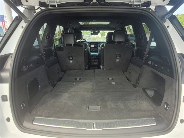 Used 2021 Jeep Grand Cherokee L Overland w/ Luxury Tech Group IV image 18