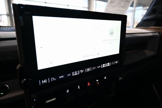 Used 2025 GMC Hummer EV 2X w/ LPO, Dark Essentials Package image 16