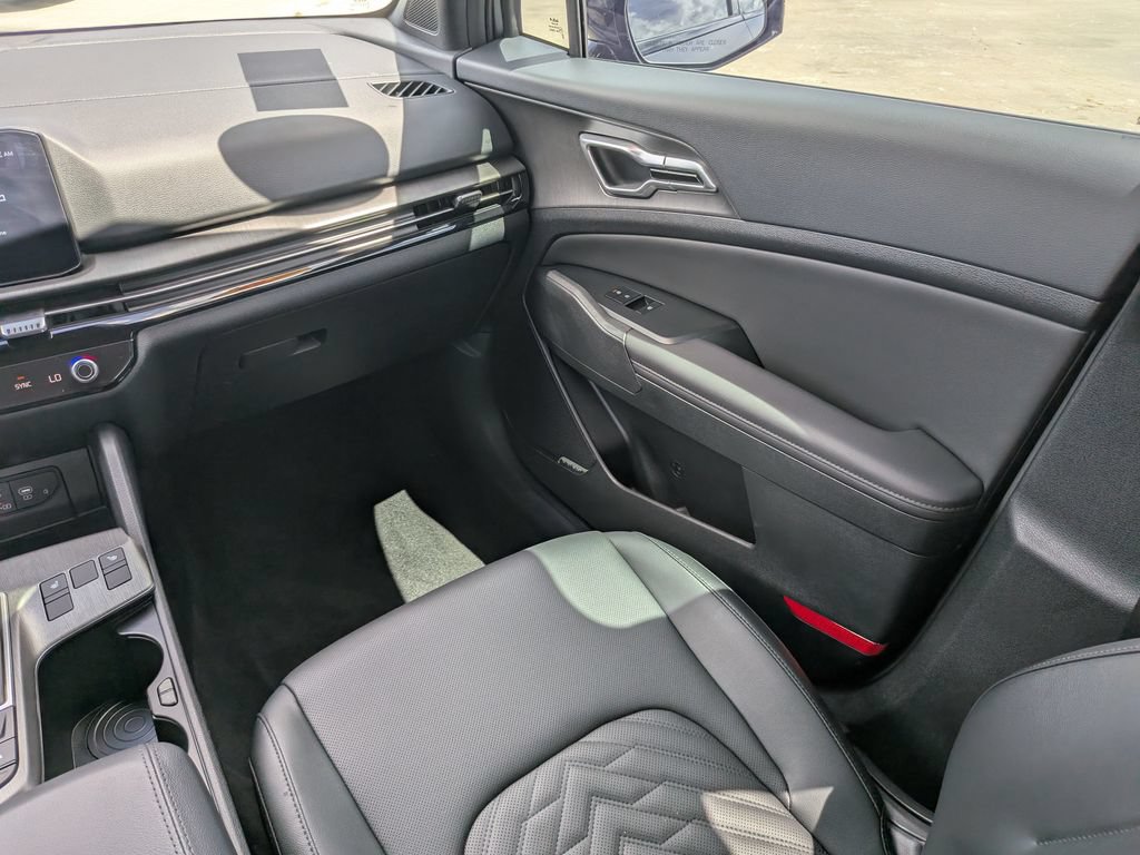 Certified 2026 Kia Sportage X-Line w/ X-Line Technology Package AWD/4WD image 17