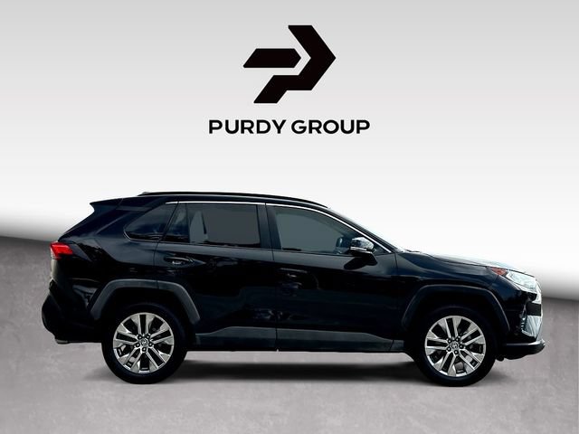 Used 2021 Toyota RAV4 XLE Premium FWD image 8