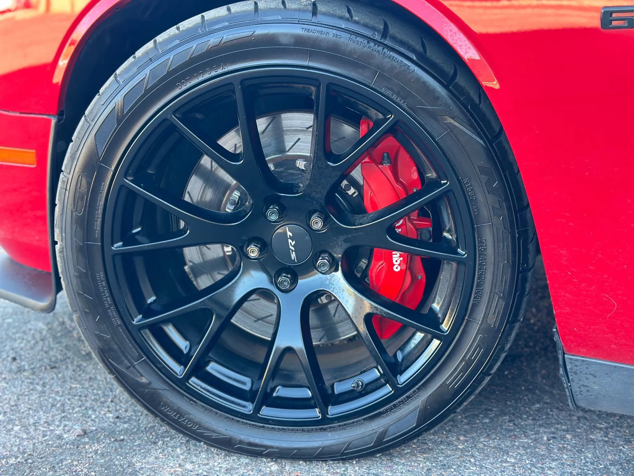 Used 2016 Dodge Challenger SRT Hellcat image 11