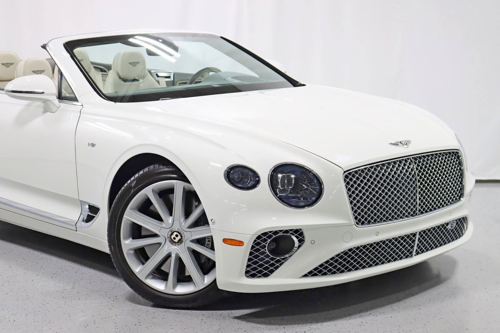 Used 2020 Bentley Continental GT image 3