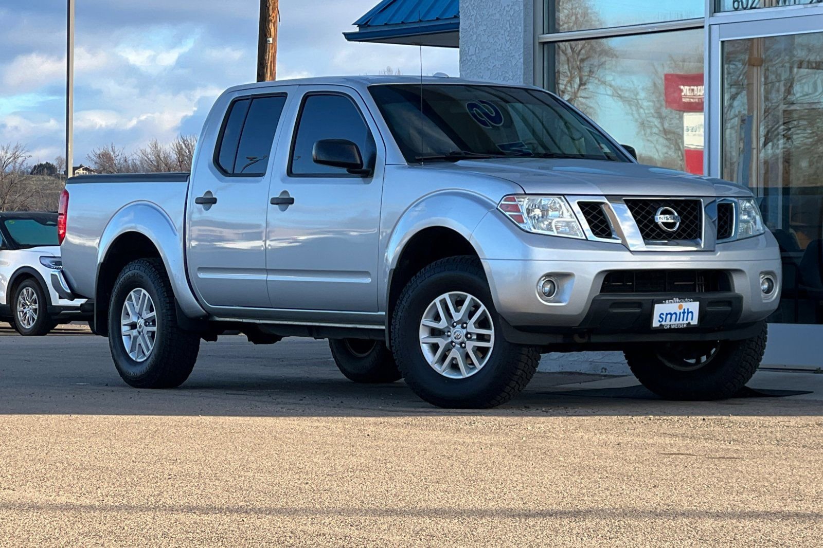 Used 2015 Nissan Frontier SV w/ SV Value Truck Package video 2