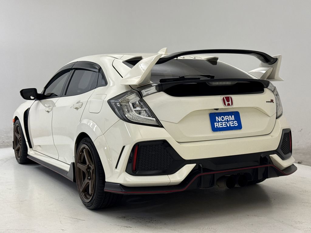 Used 2018 Honda Civic Type R image 8