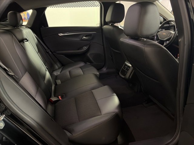 Used 2018 Chevrolet Impala LT image 15
