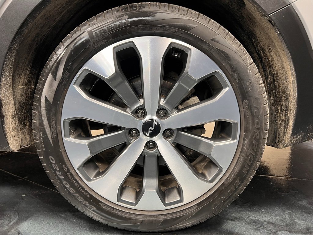 Used 2022 Kia Telluride SX w/ SX Prestige Package image 30