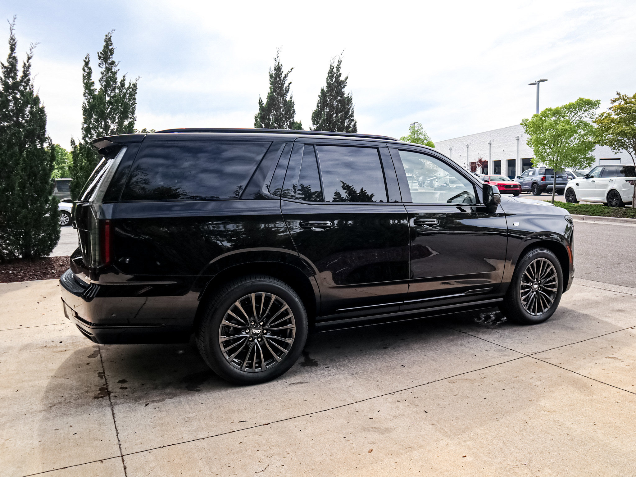 Used 2026 Cadillac Escalade Platinum Sport AWD/4WD image 11