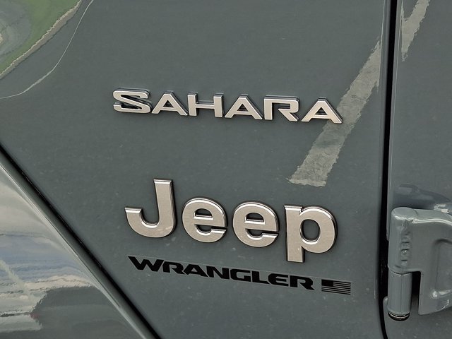 Used 2024 Jeep Wrangler Unlimited Sahara w/ Technology Group AWD/4WD image 30